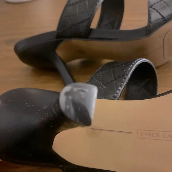 NEW Vince Camuto Shoes 💕 - Picture 5 of 9